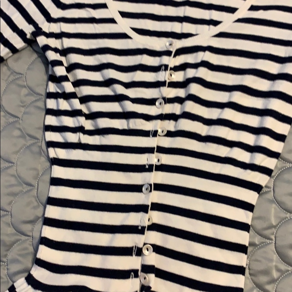 Striped sweater with fun shoulder bow - Picture 5 of 5